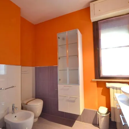Apartment Spacious In With Terrace And Garden Vercelli